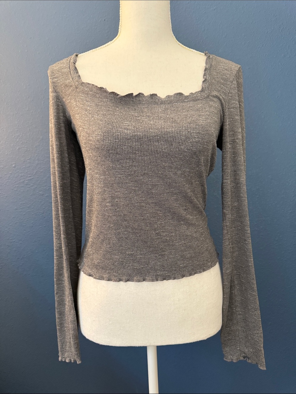 Elodie Gray Ribbed Square-Neck Long Sleeve Top
